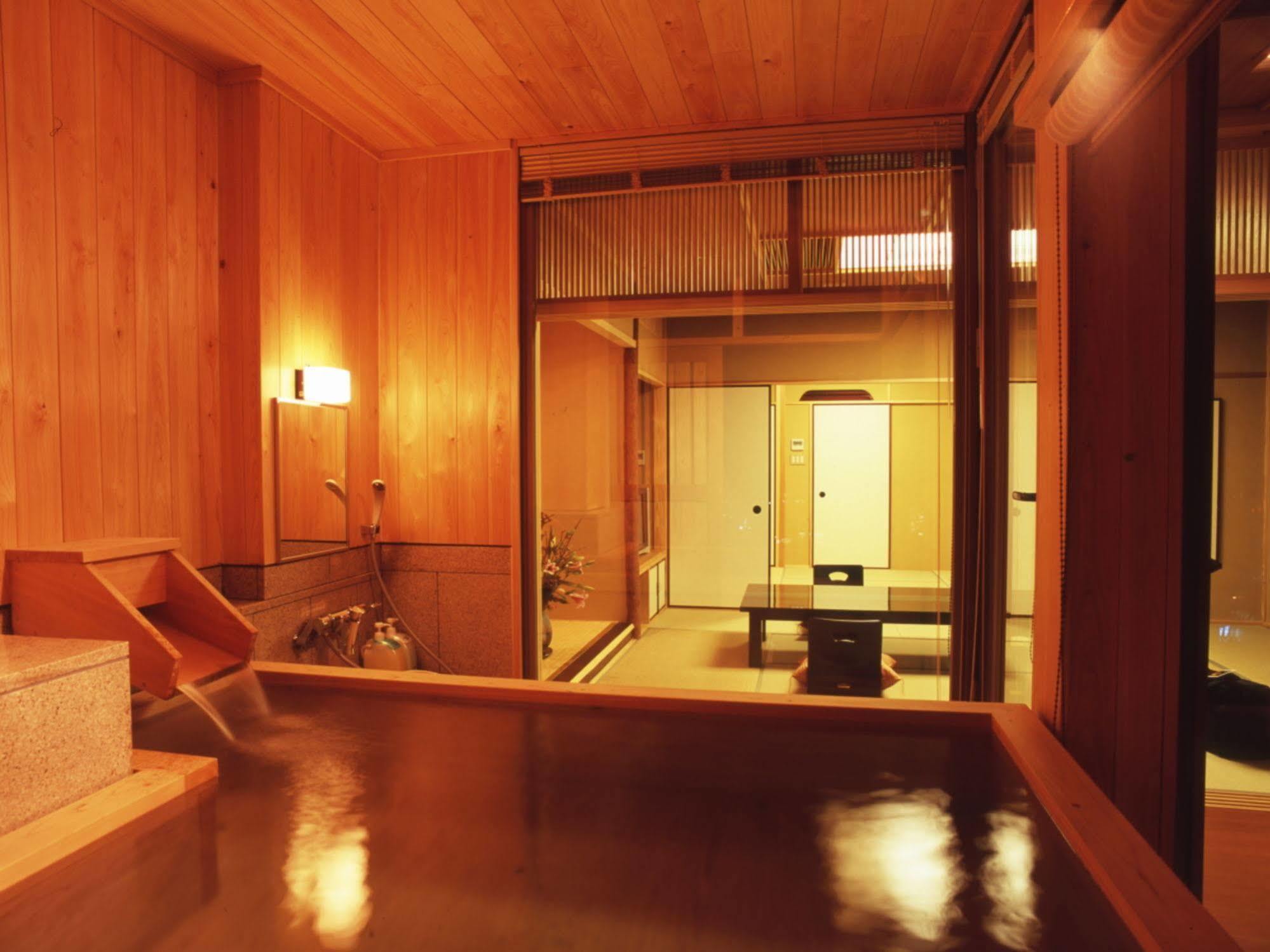 Hotel Sansuikan Beppu Eksteriør billede