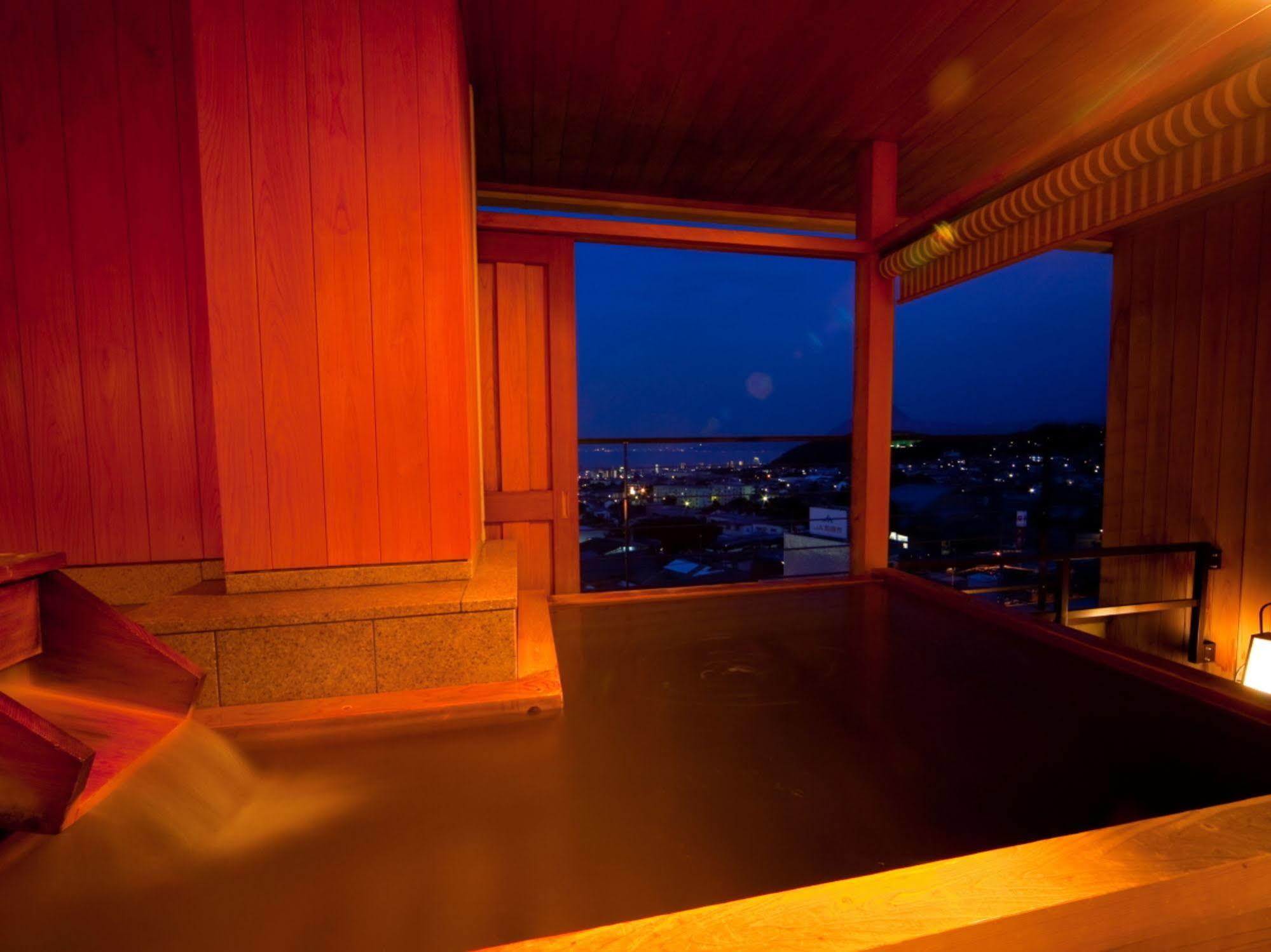 Hotel Sansuikan Beppu Eksteriør billede